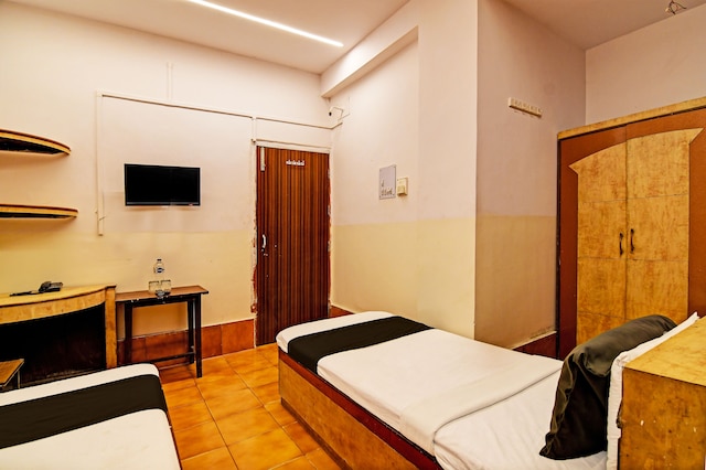 ホテルディナール