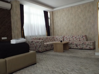 チャンカヤスーツホテル