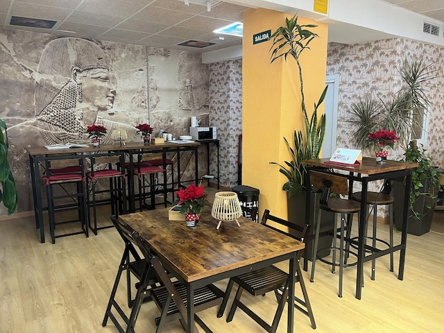 デボドホステル