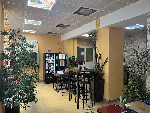 デボドホステル