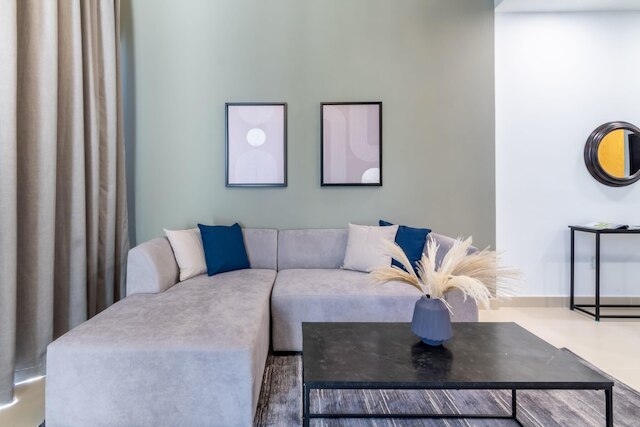 シルクハウス スペーシャス ベッドルーム イン ダウンタウン プール ビュー