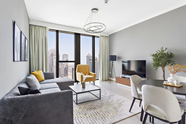 シルクハウス ラグジュアリー タワー イン ダウンタウン プール ジム