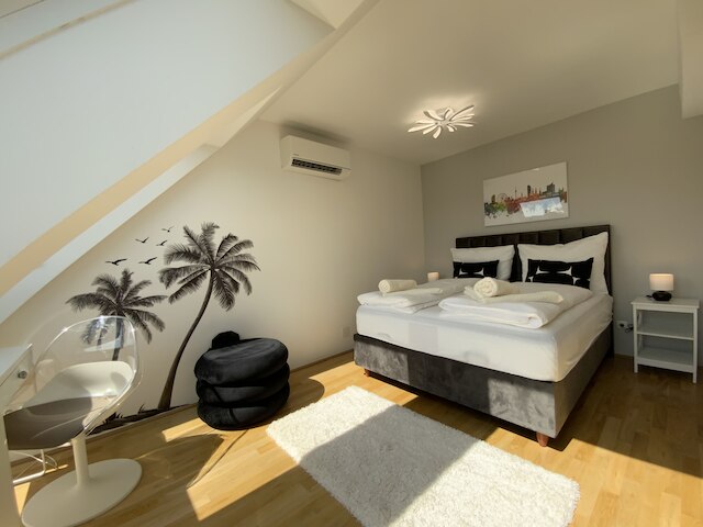 ダハゲショス・ロフト・イム・ヘアツェン・フォン・ウィーン