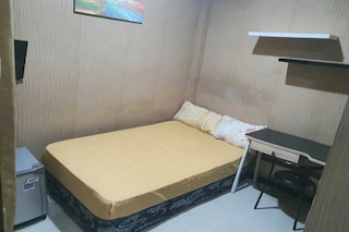 ホテル O ムム ホームステイ ニア カーニバルパーク スラバヤ