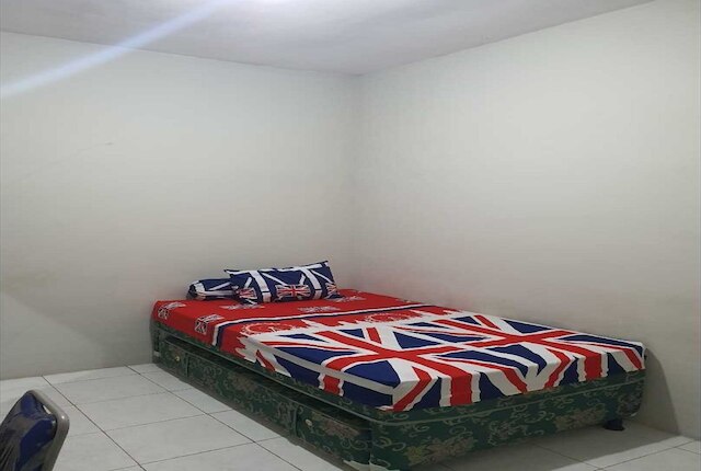 ホテル O ムム ホームステイ ニア カーニバルパーク スラバヤ