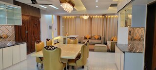 ラグジュアリー 3 ベッドルーム ハイリー セキュアード アンド クローズ トゥ エアポート