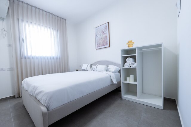 シーフロント・ラグジュアリー 3 BR アパートメント