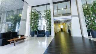 シーフロント・ラグジュアリー 3 BR アパートメント