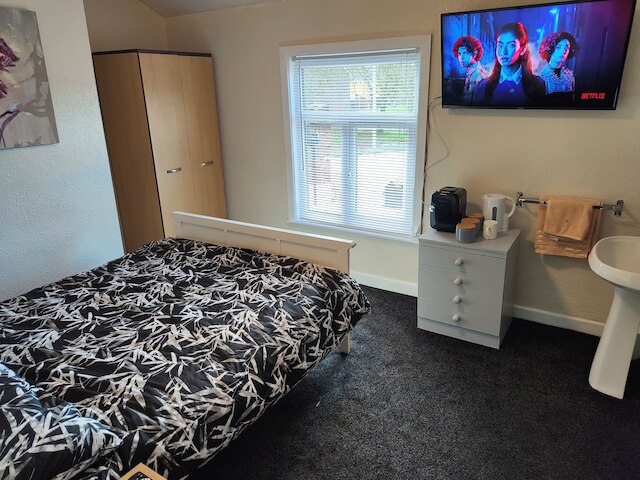 オッドフェローズ・アームズ