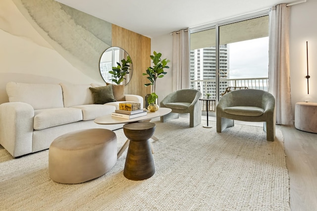 クラウド 9 - アメニティーズ 24 7 セキュリティ ロケーション