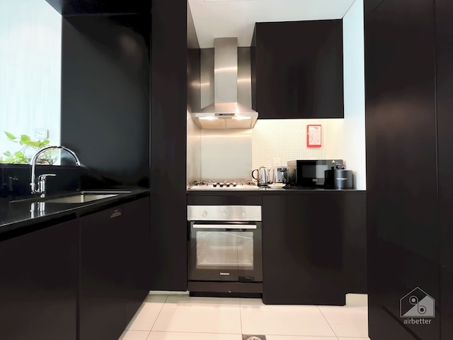 コージー  1B ウィズ バルコニー イン ビジネス ベイ