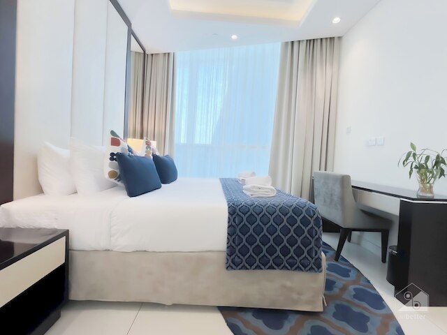 コージー  1B ウィズ バルコニー イン ビジネス ベイ