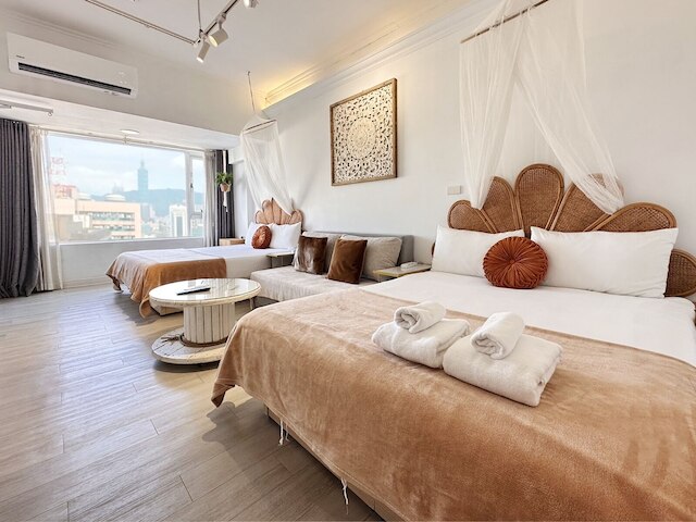 Urban Abode Apartment 1