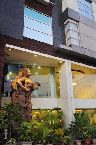 ホテル パーム ドール