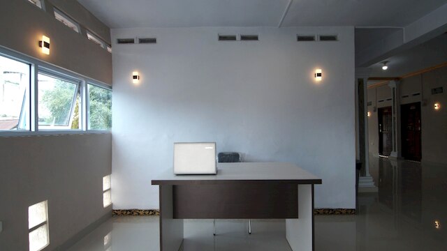 ホテル O アナンダ ホームステイ シャリア