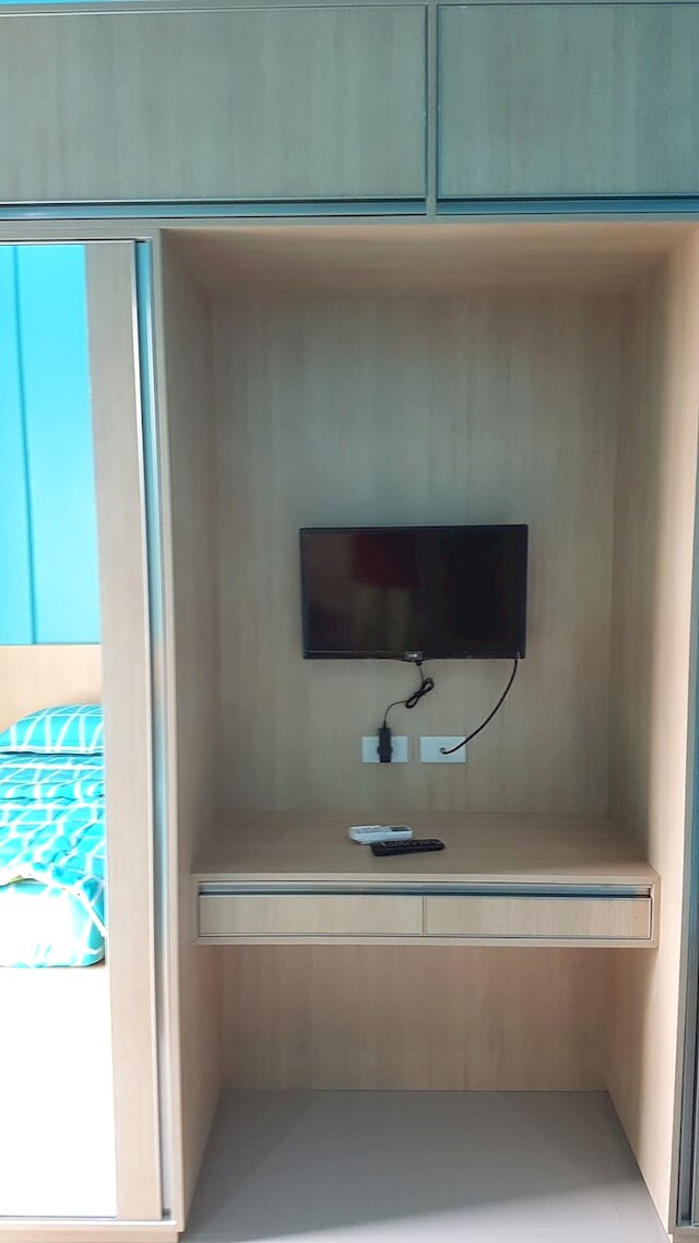 ホテル O アナンダ ホームステイ シャリア