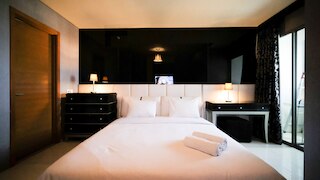 スペーシャス アンド コンフィー2 ベッドルーム アパートメント  アット アルヤドゥータ  レジデンス  スラバヤ