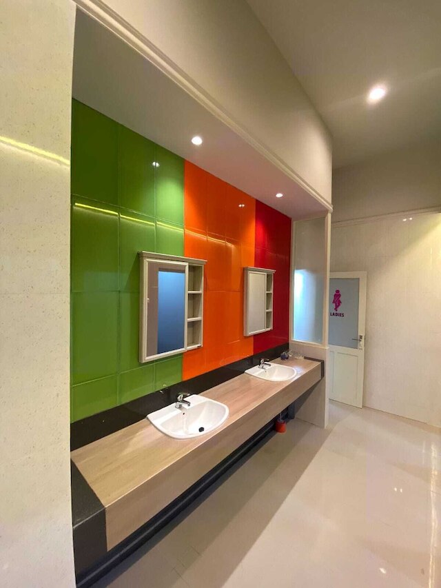 オータム・リビング