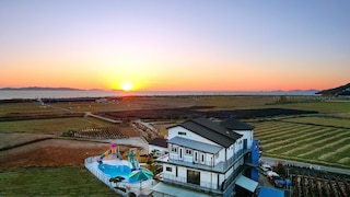 Ganghwa Hanabi Pension