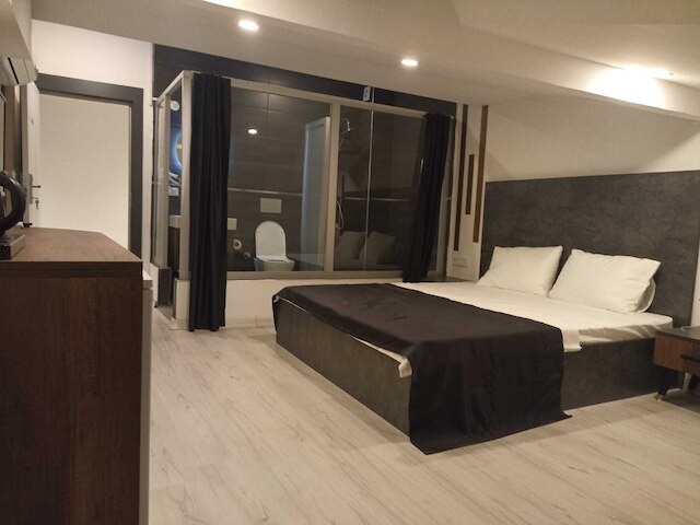 ウォムココナクラマ