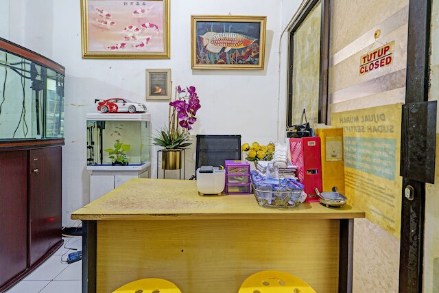 OYO Life 92718アパートメントゲートウェイシケーダス