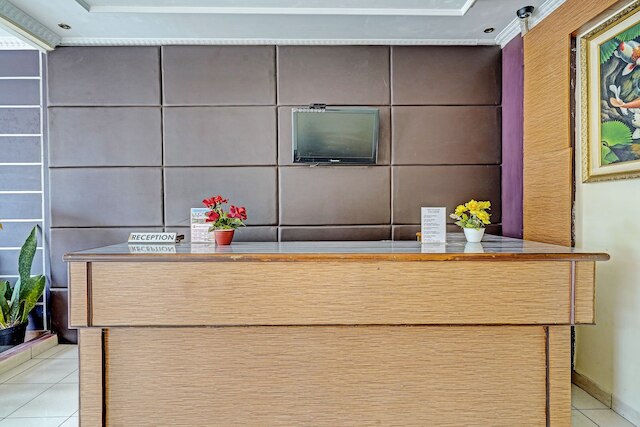 OYOライフ92719ローリングヒルズレジデンス・カラワン