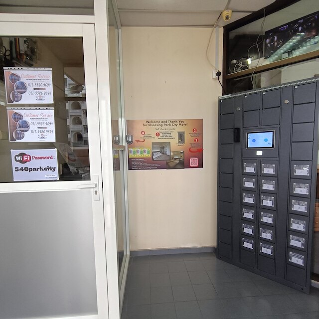 パークシティモーテル