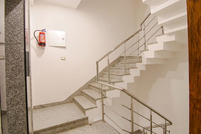 ファブホテル ラ セリーン BNB