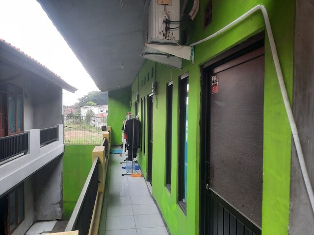 スーパー OYO ライフ 93023 コスト ブラン カラワン