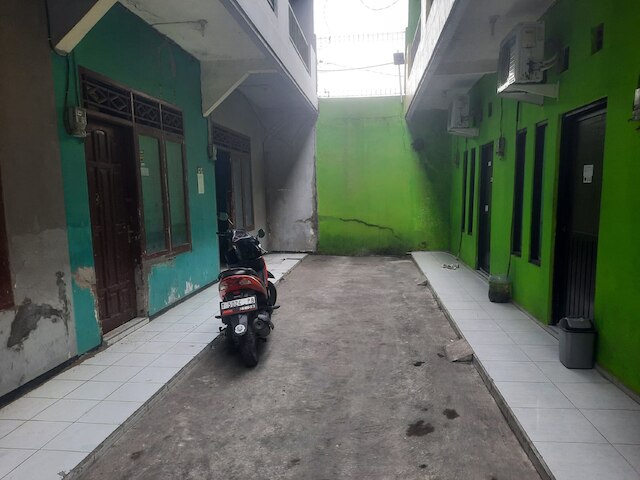 スーパー OYO ライフ 93023 コスト ブラン カラワン