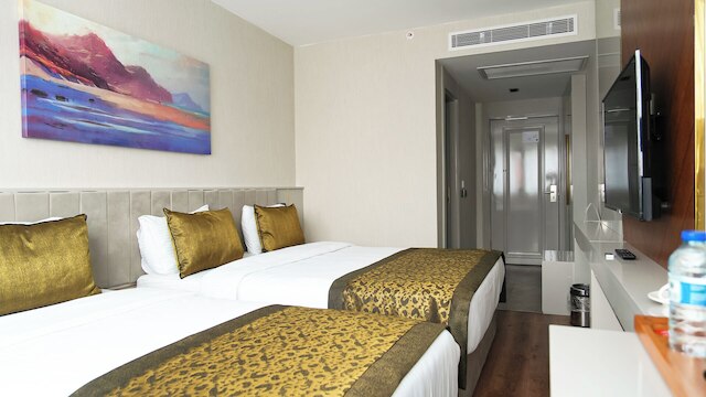 スカイヒルホテル