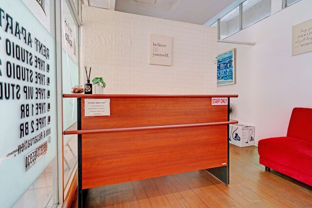 スーパー OYO ライフ 92976 アパートメント ジャルディン バイ アパト