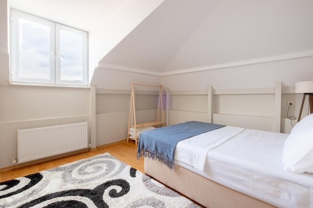 フラット  7  ミン トゥ コースト イン スアディエ