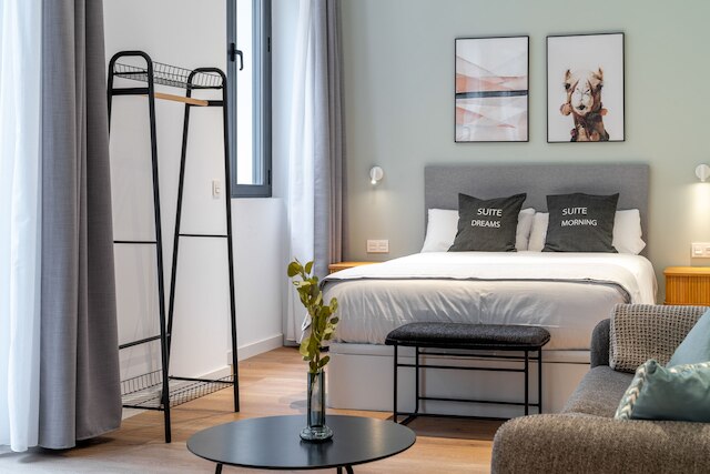 ライムホーム セビリア カジェ グラナダ