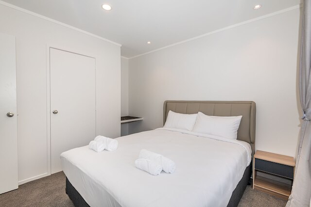 オーロラ シティ スイーツ モーテル