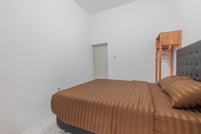 グリヤ・バンズ・ンダレム・イブ