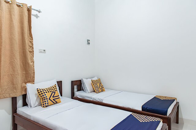 ホテル O アルナシャ シャリア