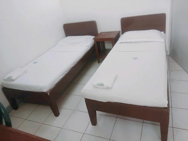 リージェンシー プラザ ツーリスト イン