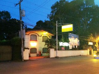 リージェンシー プラザ ツーリスト イン