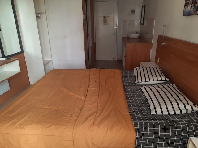 OYO Life 93140 アパートメントグランセントラランドバイファリ