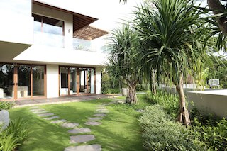 ポコ ポコ ビラズ バイ アーヤン