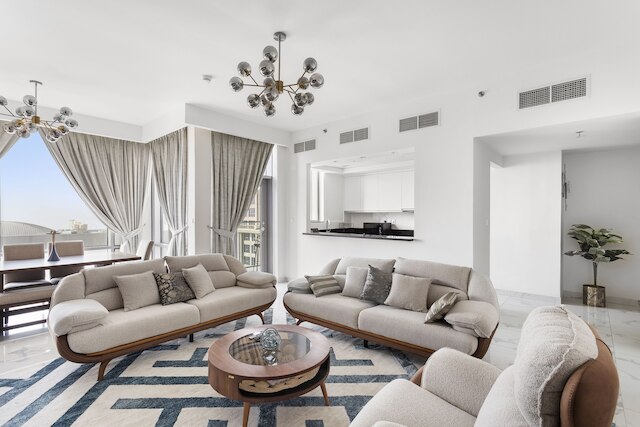 ウェルホーム - バルコニーと運河の景色の素晴らしい3BRアパートメント