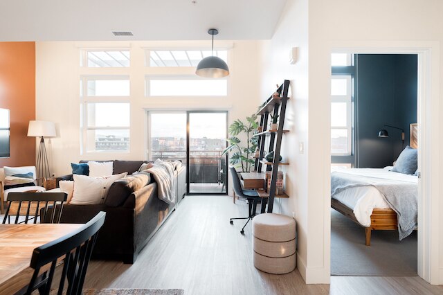 ボールド & エレベーテッド | エスパディン ロハイ