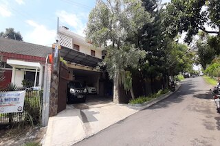 ホテル O スカムリャ ホームステイ