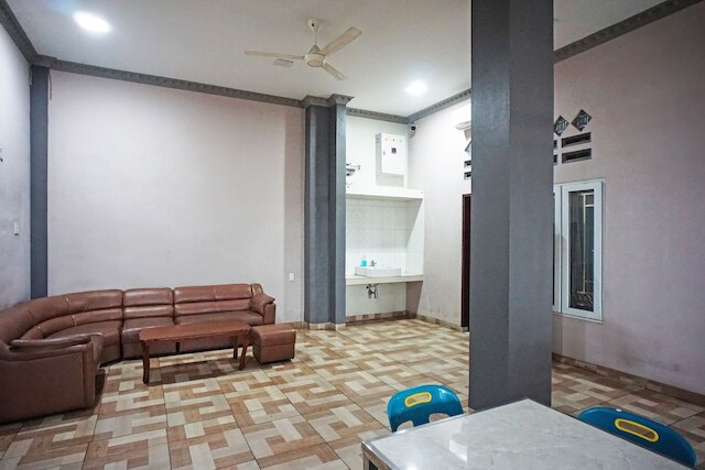 OYO 93355 マエストロ・ホーム・シャリーア