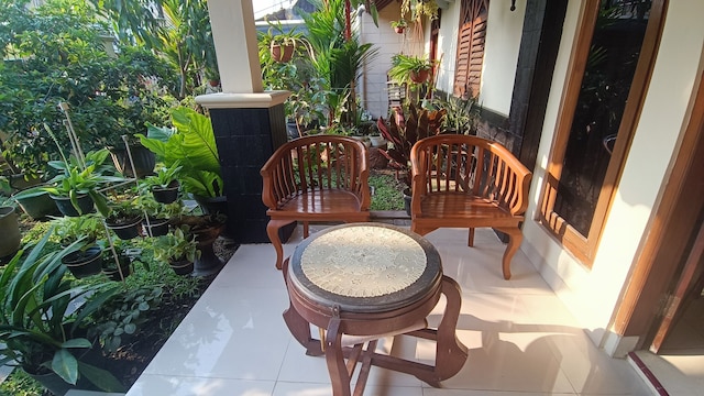 SPOT ON 93376 ロエマ・アンバールクマ185 シャリア