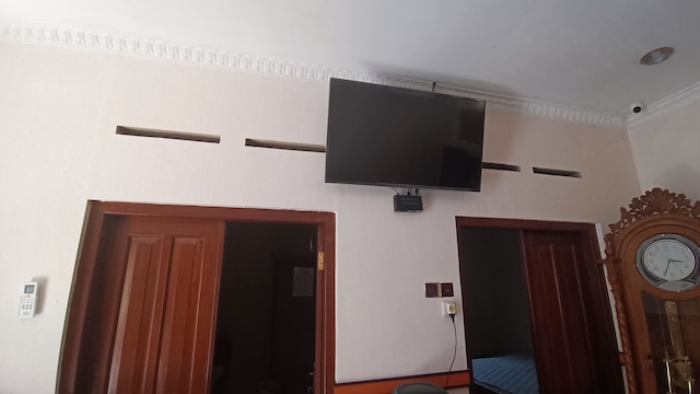 SPOT ON 93376 ロエマ・アンバールクマ185 シャリア