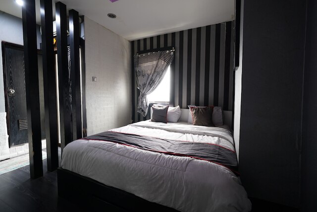 OYO 93365 アパートメント ゲートウェイ バイ サラナ シプタ マハカリヤ II