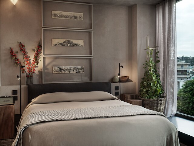 モナスティック リビング イン アテネ