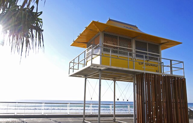 マントラ クラウン タワーズ